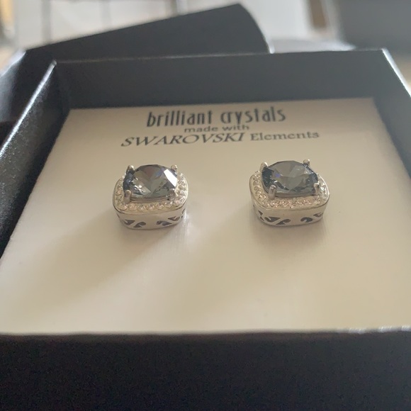 •Brilliant crystals made with Swarovski earrings • - Picture 3 of 4